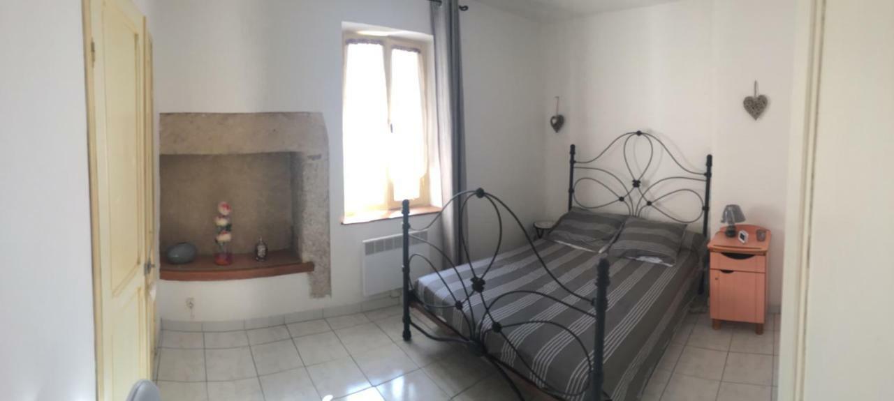 Le Gite Des Remparts Villa Ginestas Exterior photo
